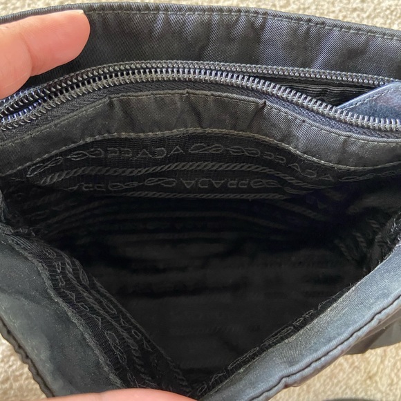 Prada Authentic vintage bag made in Italy - Picture 5 of 6